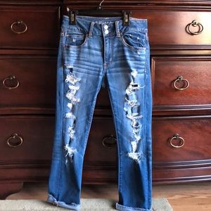 American Eagle Artist Crop